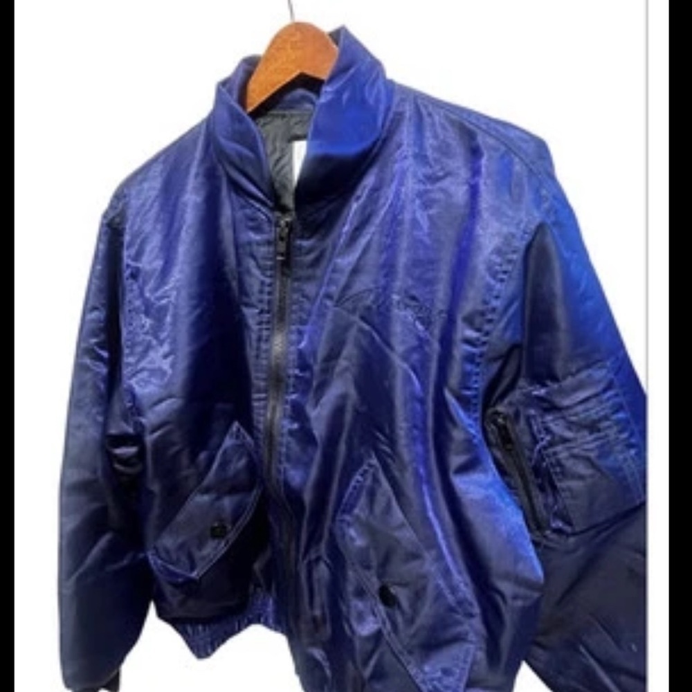 Rare Mirage LAS VEGAS Purple Shiny Bomber Jacket Medium Logo Jacket Collectible